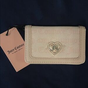 [NWT]Juicy Couture light pink Heart Wallet